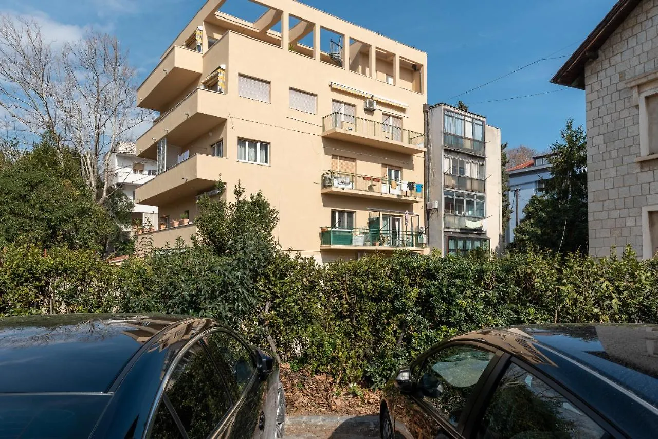 Studio At Bacvice Beach Split Apartment