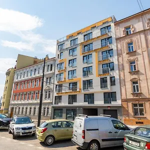 One Bedroom Penthouse # 82 In The Brand New Building Close To The Center With Free Parking Apartment Prag