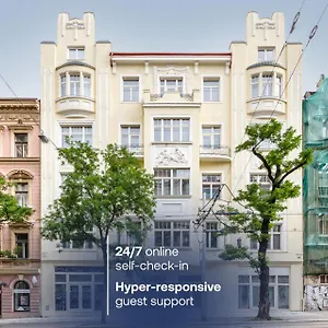Turnkey I Charles Square Apartament Praga